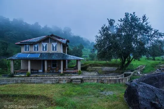 The Mud & Meadow Hideaway