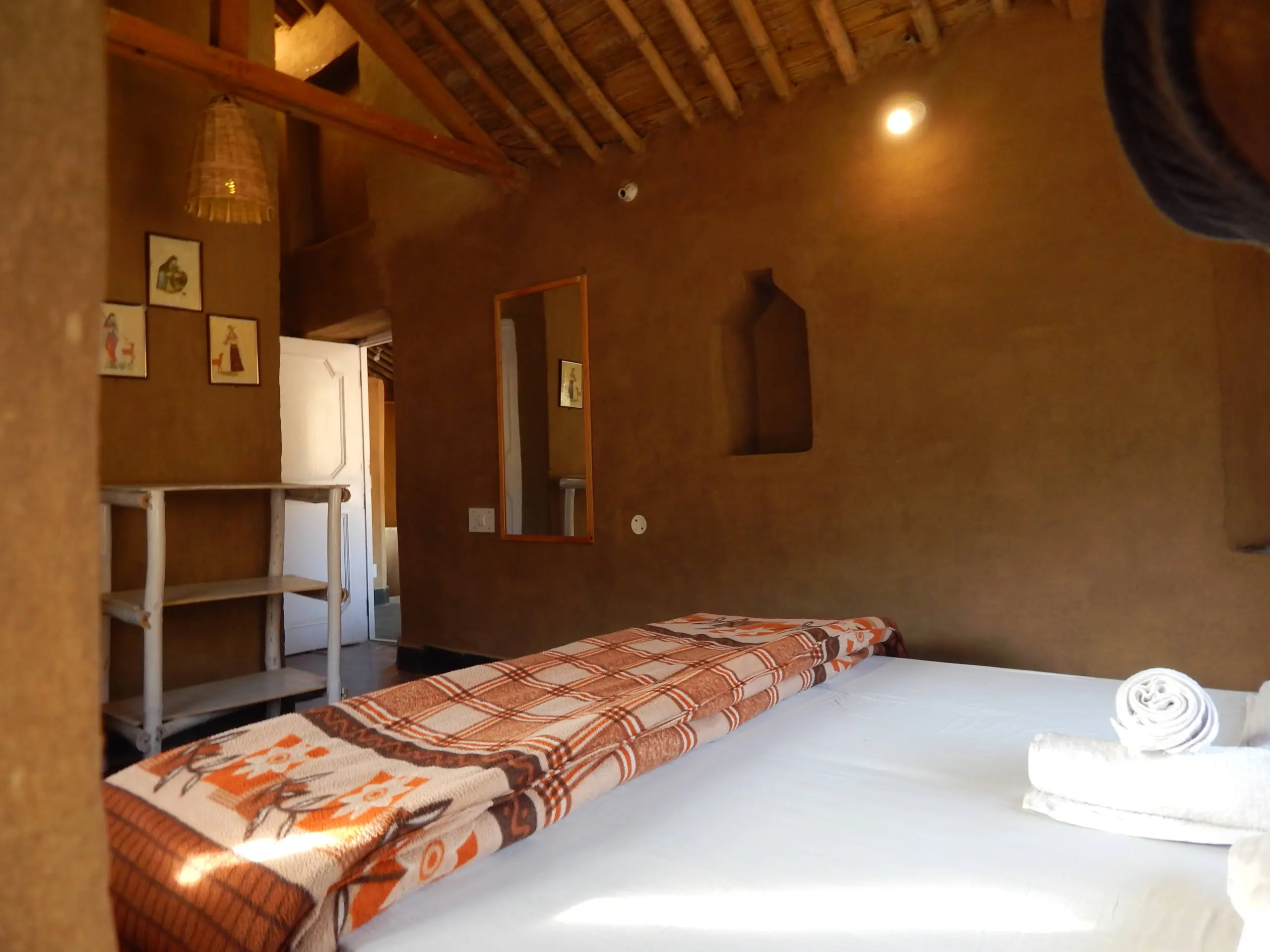 The Mud & Meadow Hideaway 3