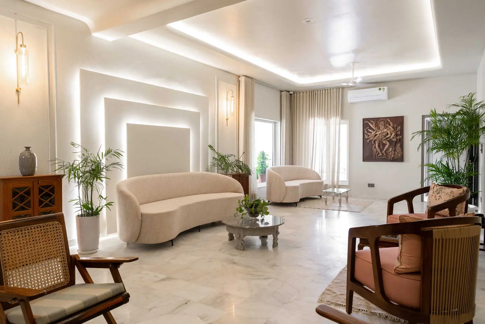The Bougainvillea House 1